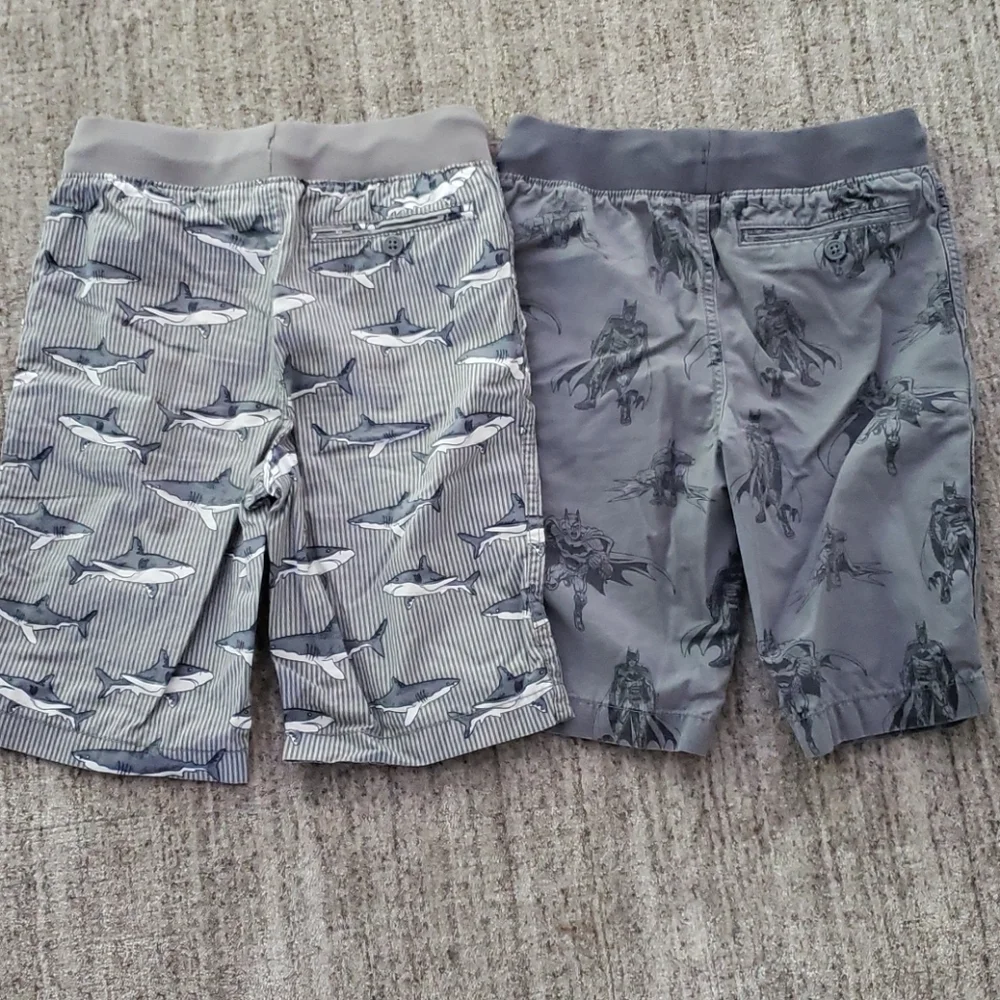 Gap Graphic Shorts